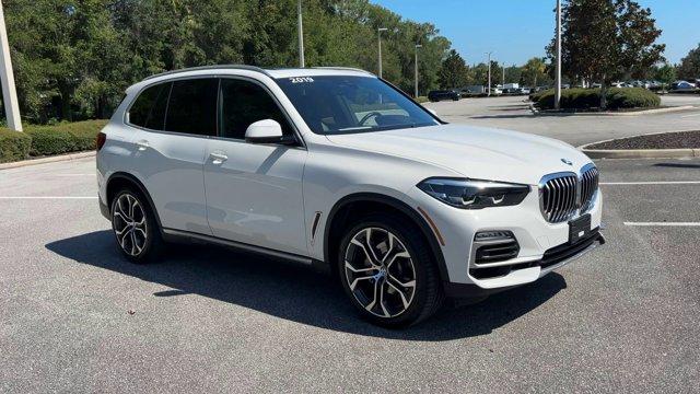 Photo of 2019 Alpine White BMW X5