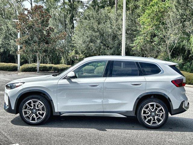 Photo of 2025 Alpine White BMW X1