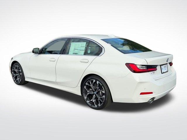 Photo of 2025 Alpine White BMW 330