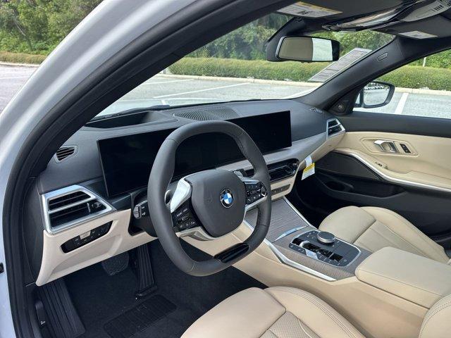 Photo of 2025 Alpine White BMW 330