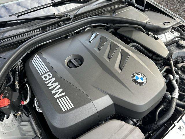 Photo of 2025 Alpine White BMW 330