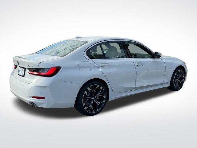 Photo of 2025 Alpine White BMW 330