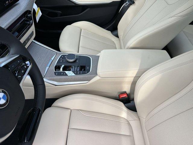 Photo of 2025 Alpine White BMW 330