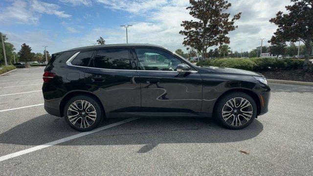 Photo of 2025 Black Sapphire Metallic BMW X3