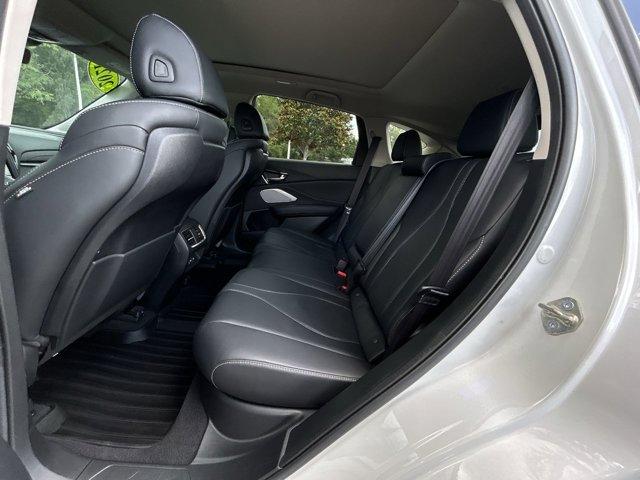 Photo of 2021 White Acura RDX