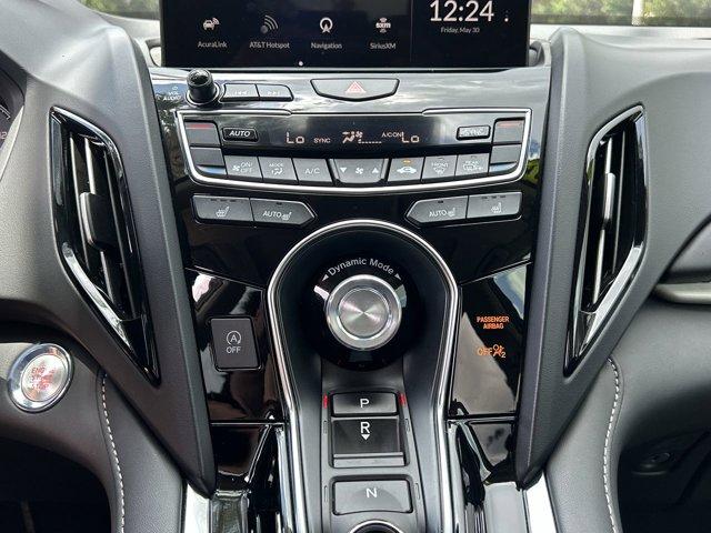 Photo of 2021 White Acura RDX