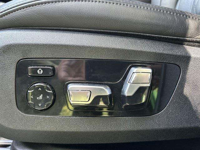 Photo of 2023 Special Order Color BMW X7