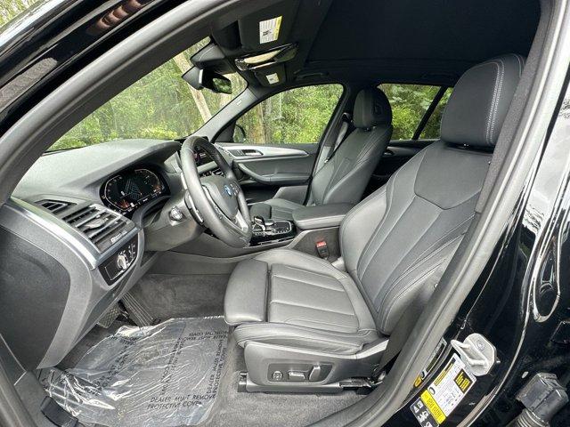Photo of 2024 Jet Black BMW X3