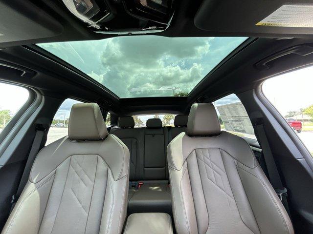 Photo of 2025 Black Sapphire Metallic BMW X3