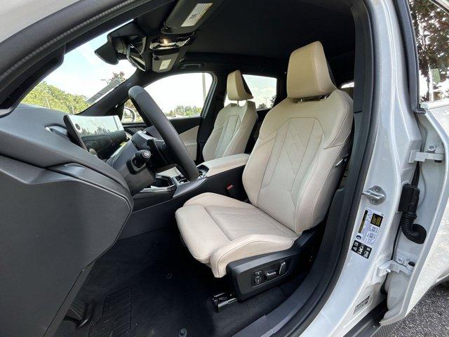 Photo of 2025 Mineral White Metallic BMW X3