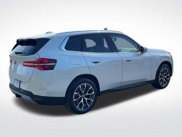 Photo of 2025 Mineral White Metallic BMW X3