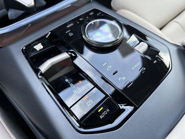 Photo of 2025 Mineral White Metallic BMW X3