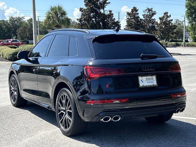 Photo of 2022 Mythos Black Metallic Audi SQ5