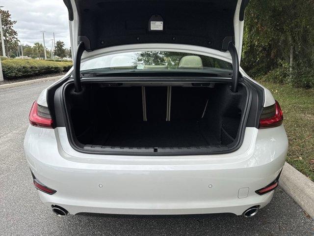 Photo of 2021 Mineral White Metallic BMW 330