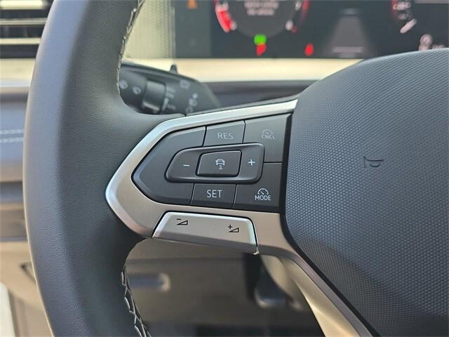 Photo of 2025 Pure White Volkswagen Tiguan