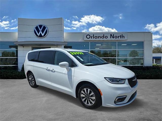 2022 Chrysler Pacifica Hybrid