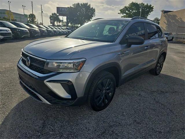 Photo of 2022 Silver Metallic Volkswagen Taos