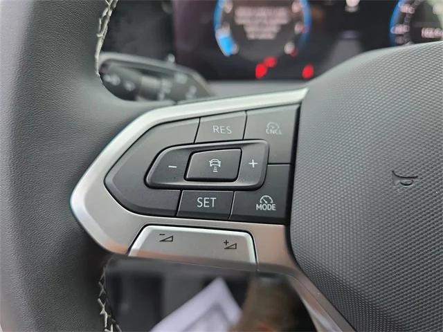 Photo of 2025 Pure White Volkswagen Tiguan