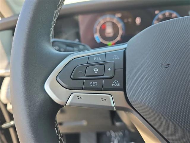 Photo of 2025 Deep Black Pearl Volkswagen Tiguan