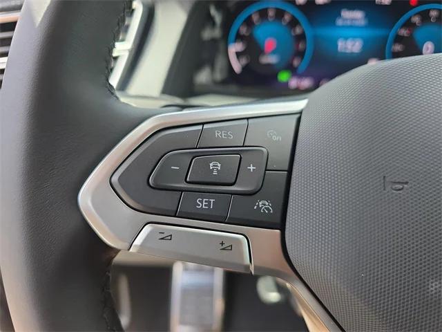 Photo of 2025 Platinum Gray Metallic Volkswagen Atlas Cross Sport