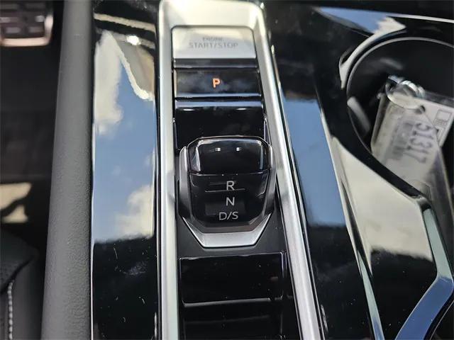 Photo of 2025 Platinum Gray Metallic Volkswagen Atlas Cross Sport