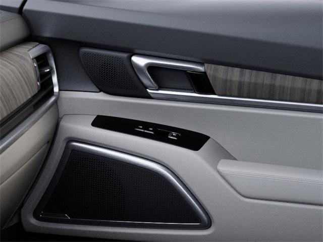 Photo of 2025 Ebony Black Kia Telluride
