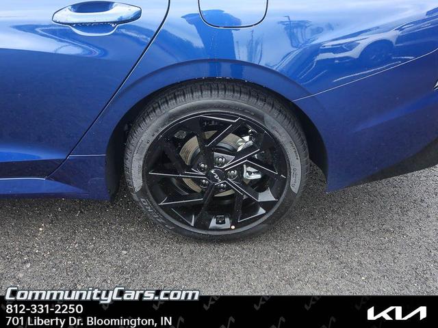 Photo of 2026 Blue Kia K5