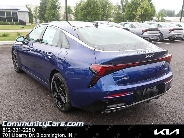 Photo of 2026 Blue Kia K5