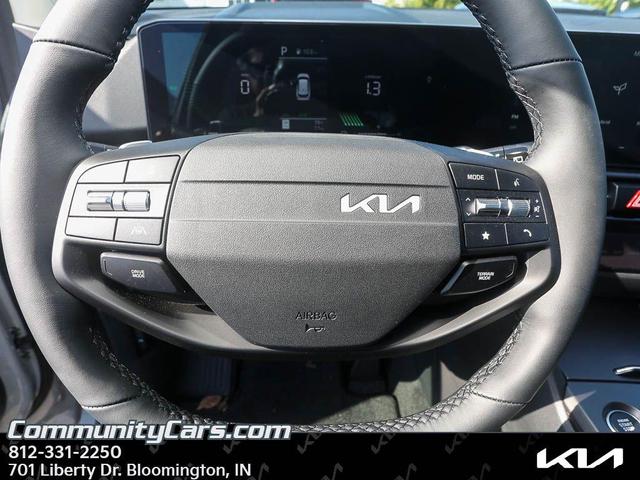 Photo of 2026 Wolf Gray Kia Sportage Hybrid