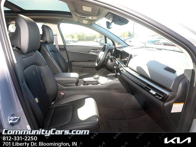 Photo of 2026 Wolf Gray Kia Sportage Hybrid