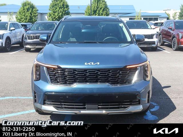 Photo of 2025 Mineral Blue Kia Sorento Hybrid