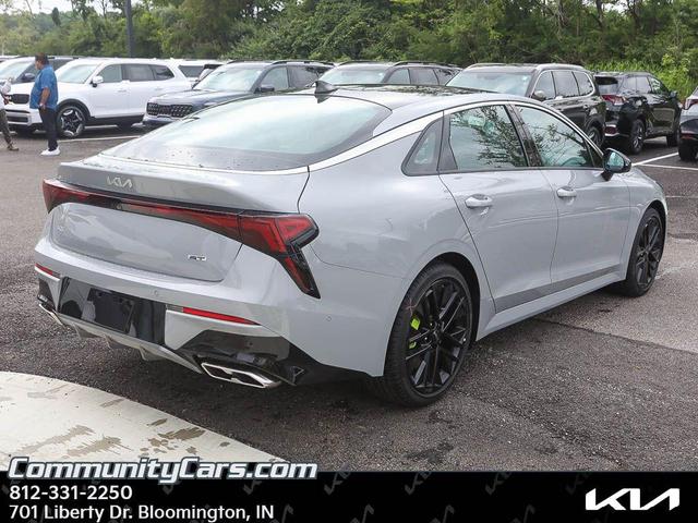 Photo of 2026 Wolf Gray Kia K5