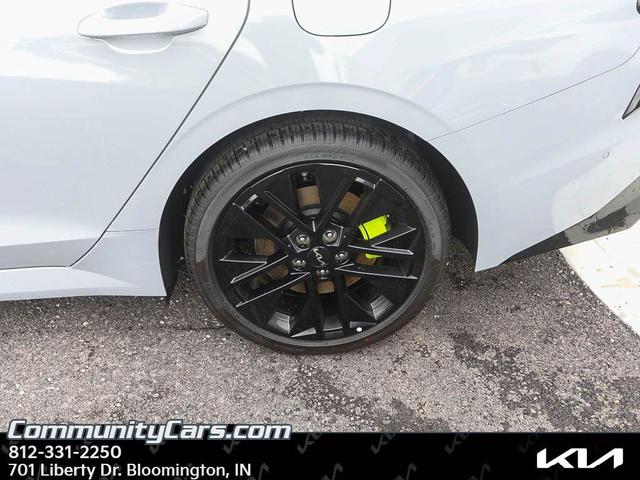 Photo of 2026 Wolf Gray Kia K5