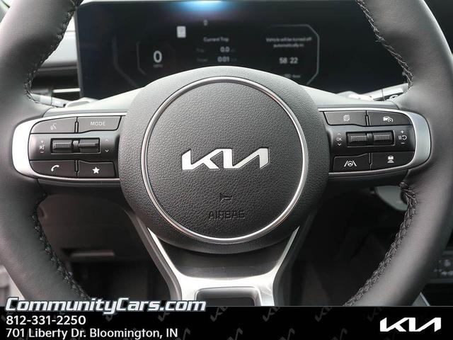 Photo of 2026 Wolf Gray Kia K5