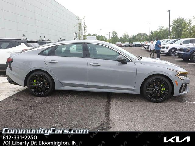 Photo of 2026 Wolf Gray Kia K5