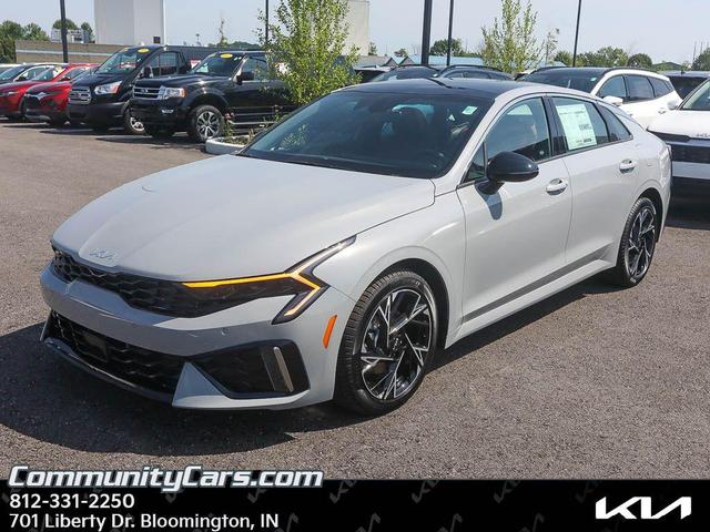 Photo of 2025 Wolf Gray Kia K5