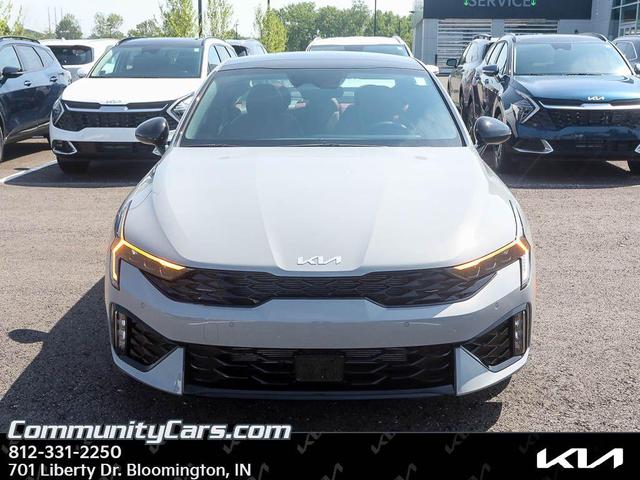 Photo of 2025 Wolf Gray Kia K5