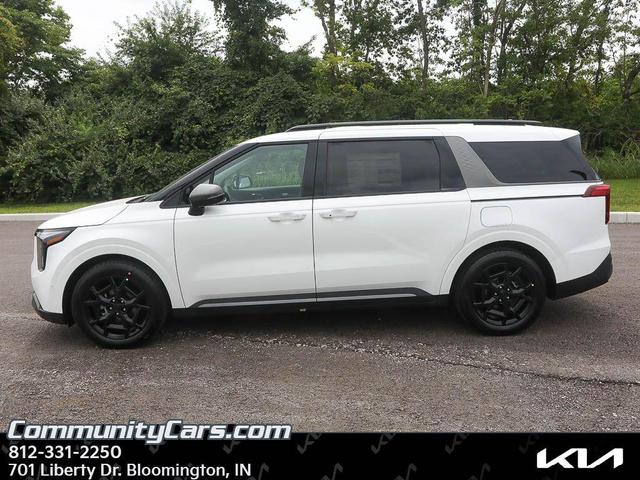 Photo of 2026 Snow White Pearl Kia Carnival