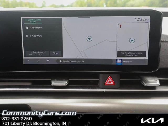 Photo of 2026 Snow White Pearl Kia Carnival