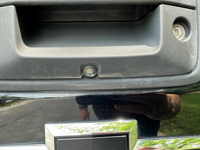 Photo of 2016 Black Chevrolet Silverado 1500