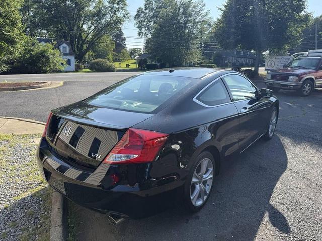 Photo of 2012 Crystal Black Pearl Honda Accord