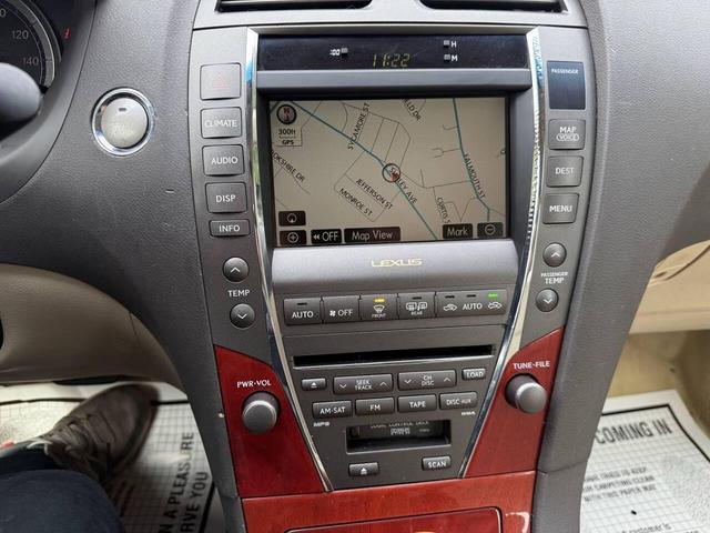 Photo of 2007 Gold Lexus ES 350