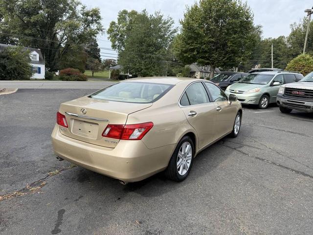 Photo of 2007 Gold Lexus ES 350