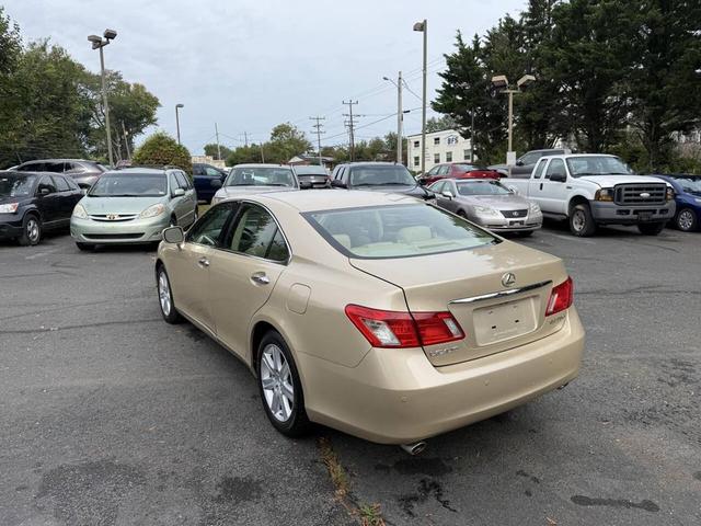 Photo of 2007 Gold Lexus ES 350