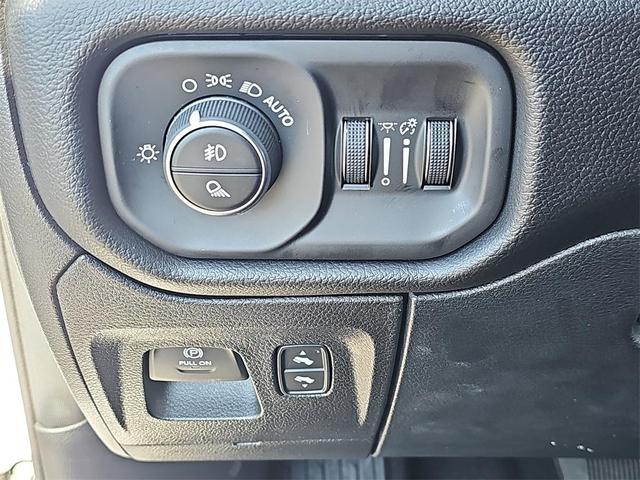 Photo of 2025 Bright White Clearcoat RAM 1500