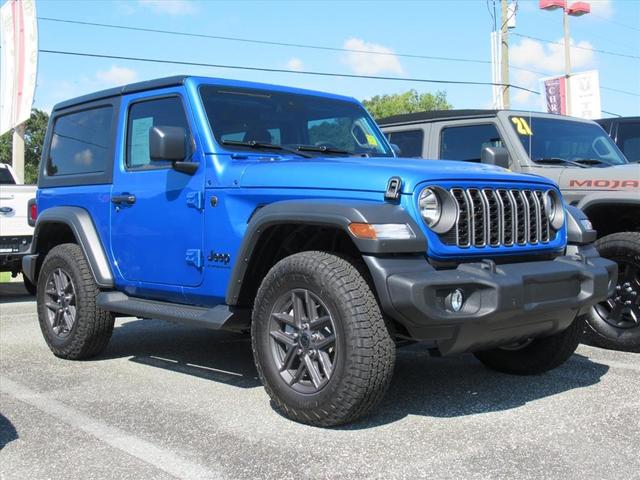 Photo of 2025 Hydro Blue Pearl Jeep Wrangler
