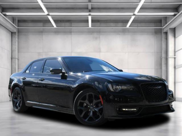 2021 Chrysler 300