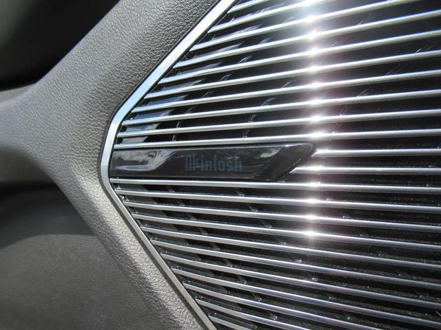 Photo of 2022 Metallic Jeep Grand Cherokee