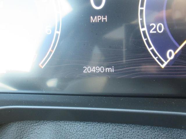 Photo of 2022 Metallic Jeep Grand Cherokee