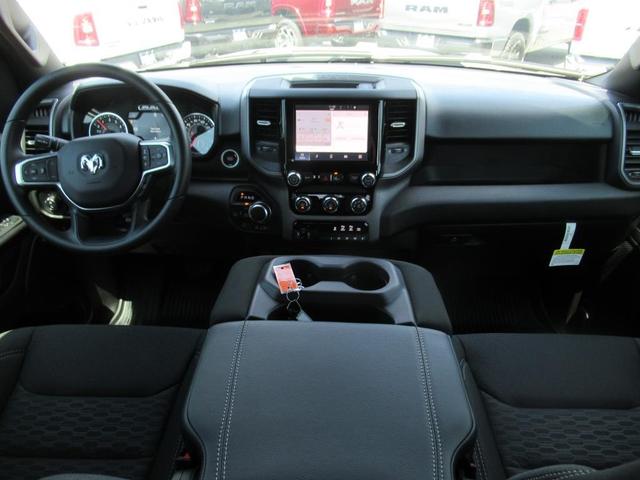 Photo of 2025 Bright White Clearcoat RAM 1500